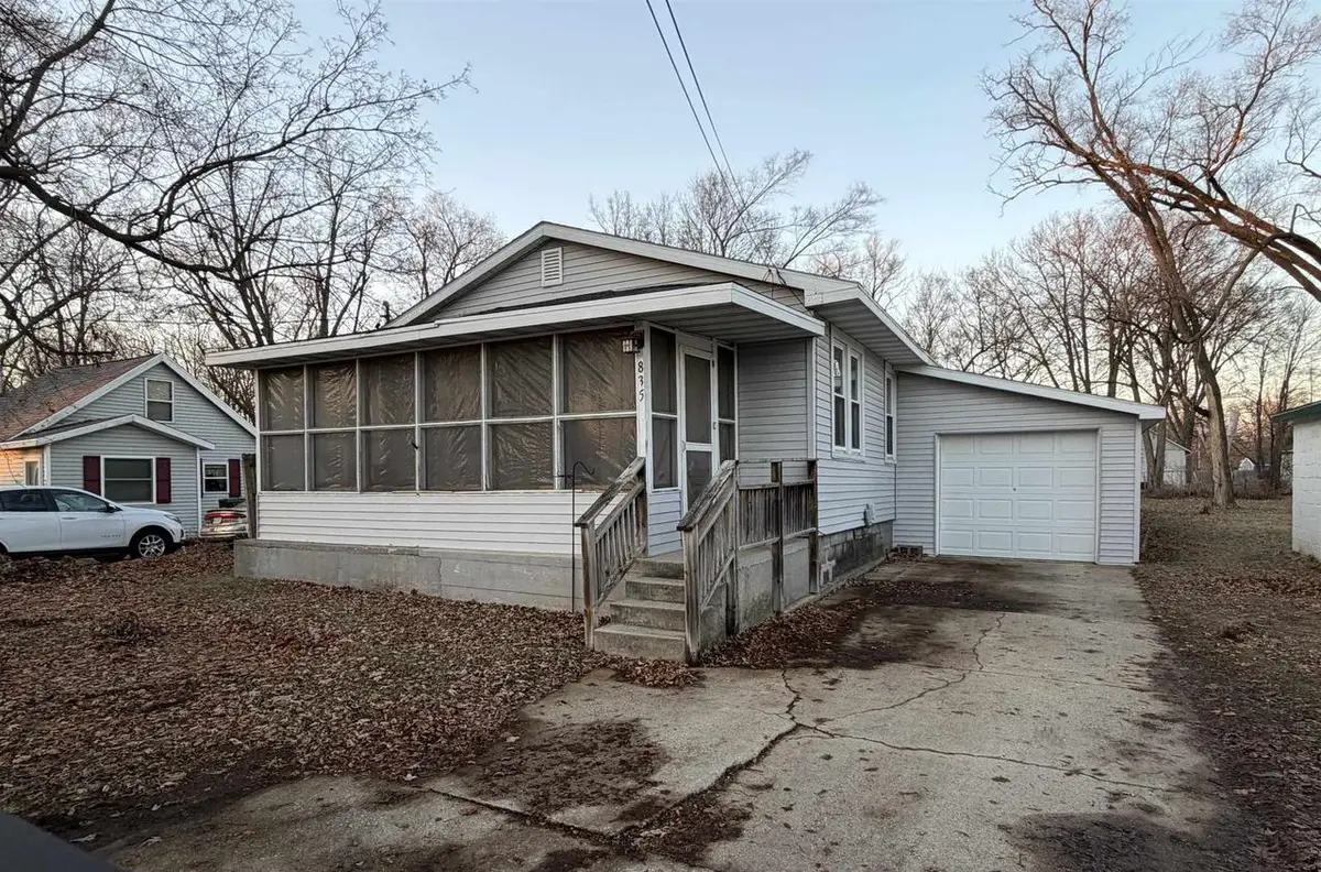 835 E Homeland Court, Beloit, WI 53511 - Image #1