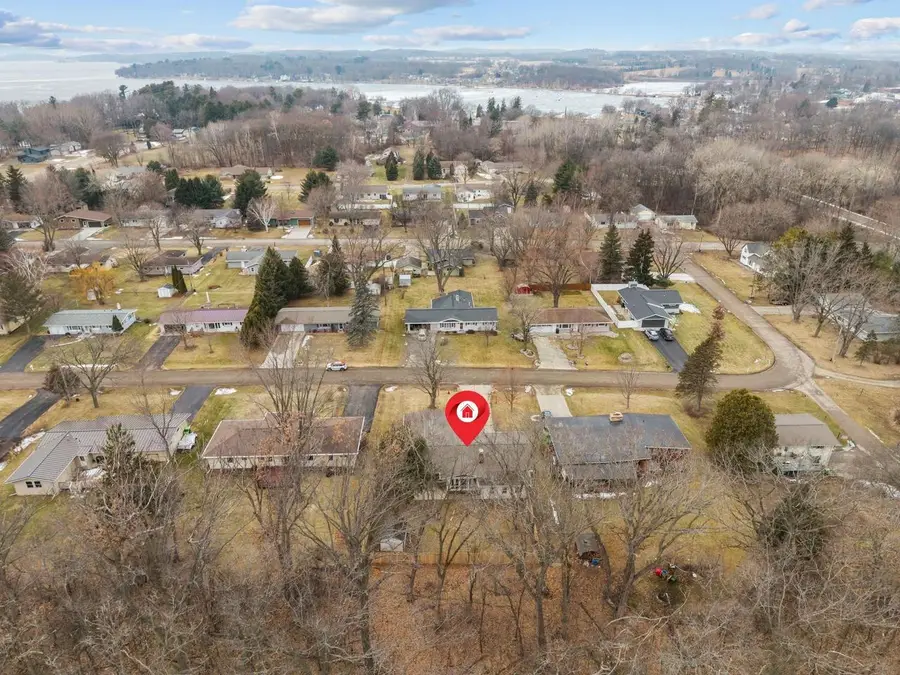 422 Eaton Street, Green Lake, WI 54941 - #2