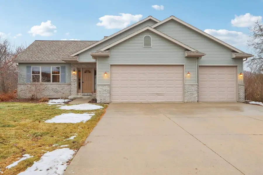 W10675 Wildenberg Drive, Lodi, WI 53555 - Image #2