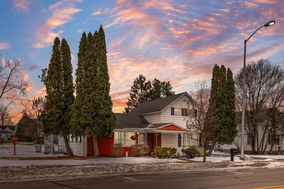 213 W Main Street, Princeton, WI 54968 - Image #1