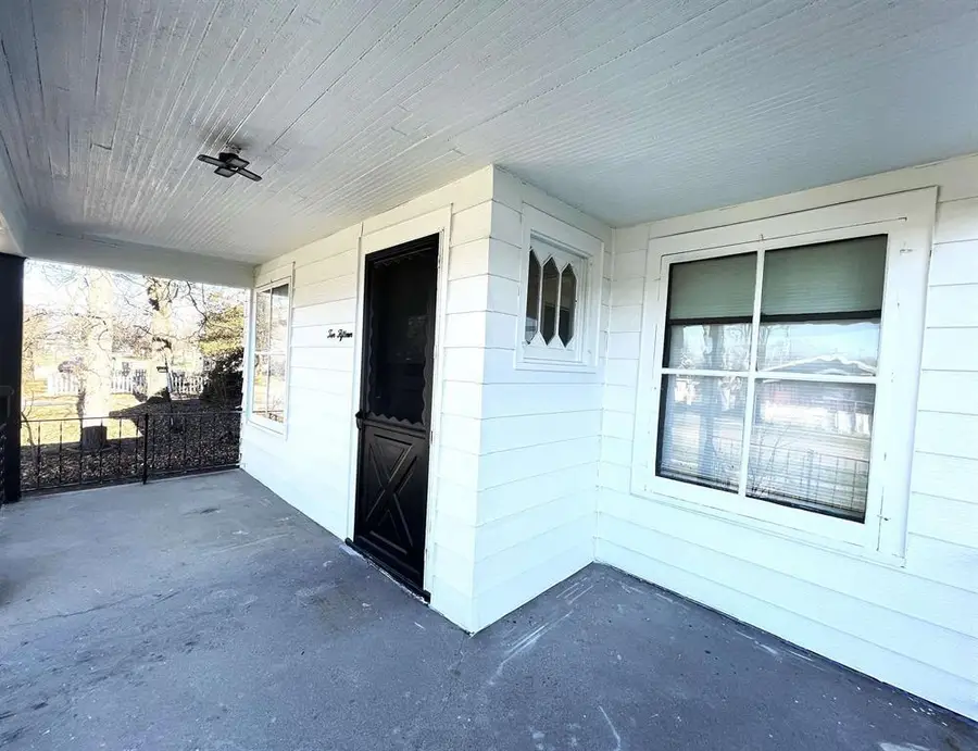 1015 Prairie Avenue, Beloit, WI 53511 - Image #2