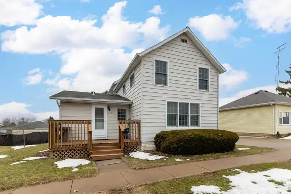 215 S Madison Street, Cuba City, WI 53807