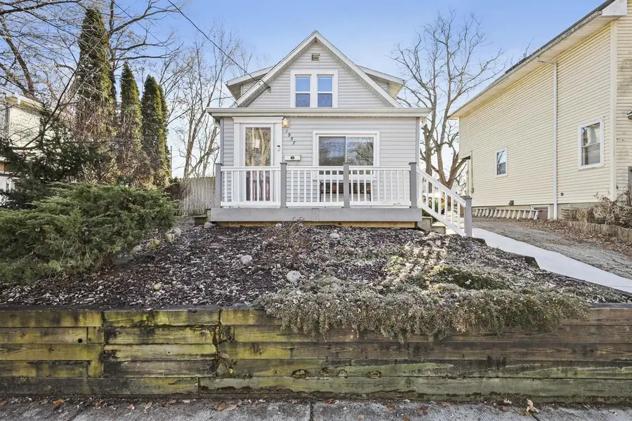 1957 Heath Avenue, Madison, WI 53704 - #2