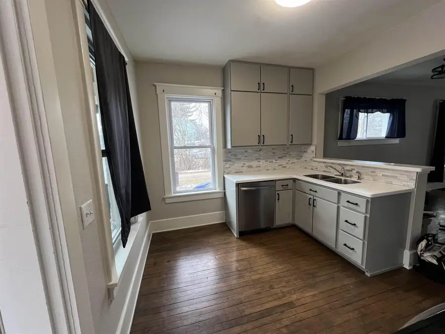 339 E Richland Street, Lone Rock, WI 53556 - Image #3