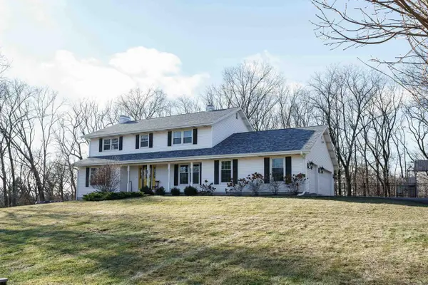 2741 N Arabian View Drive, Janesville, WI 53545