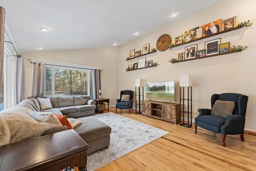 144 Meadowview Drive, Baraboo, WI 53913 - Image #3