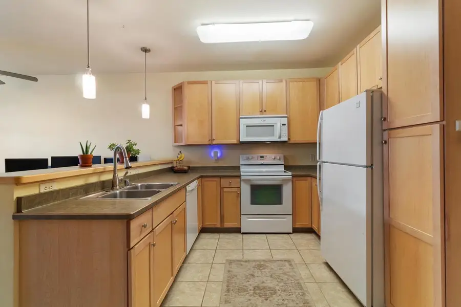 201 E Lane Street #106, Sun Prairie, WI 53590 - Image #3