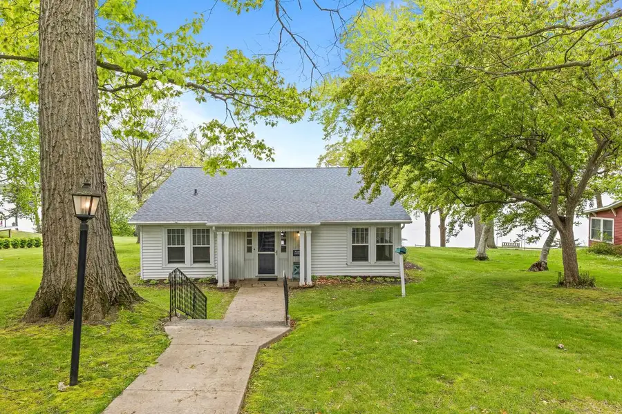 607C Illinois Avenue, Green Lake, WI 54941 - #2