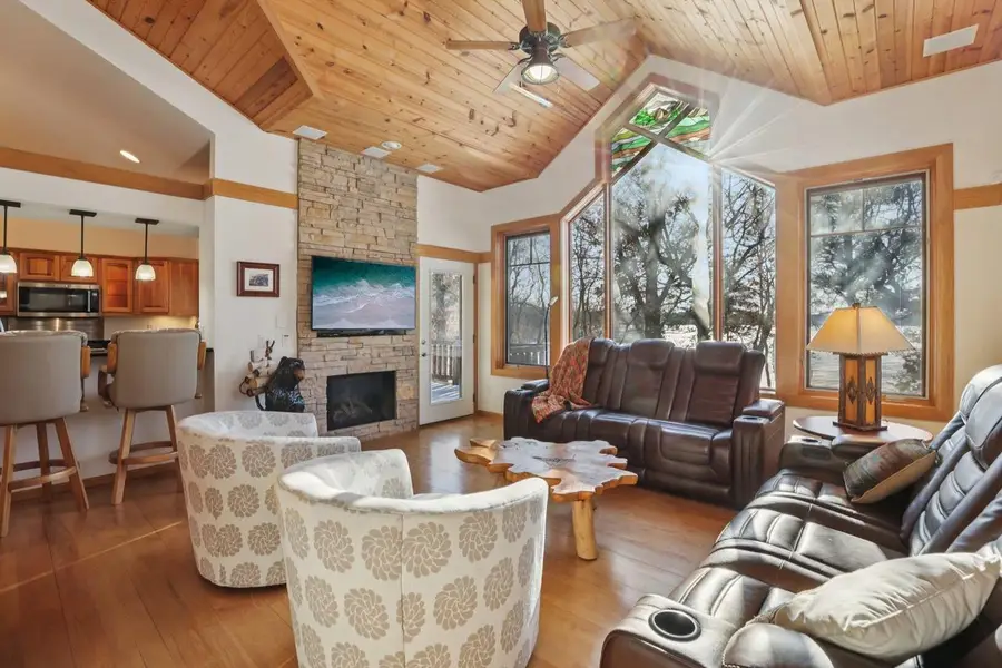 1140 S Gillette Drive #5, Wisconsin Dells, WI 53965 - #3