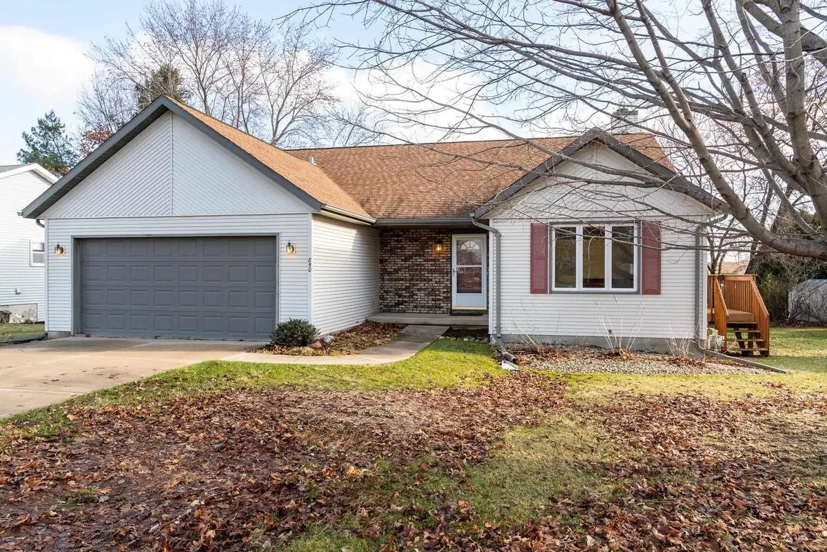 850 N Perry Parkway, Oregon, WI 53575 - #1