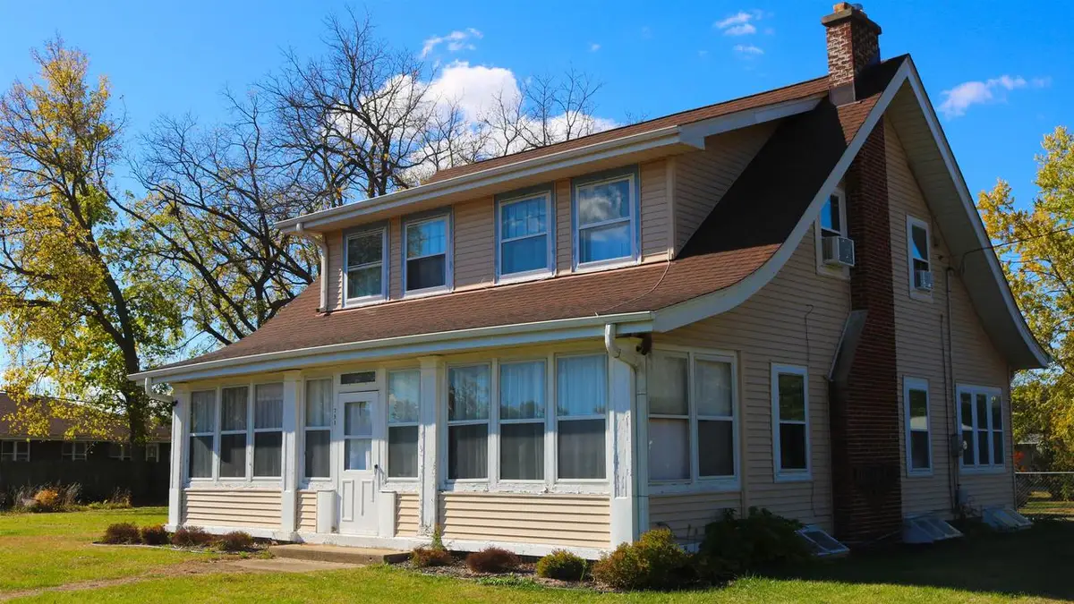 7518 N 2nd Street, Machesney Park, IL 61115 - #1