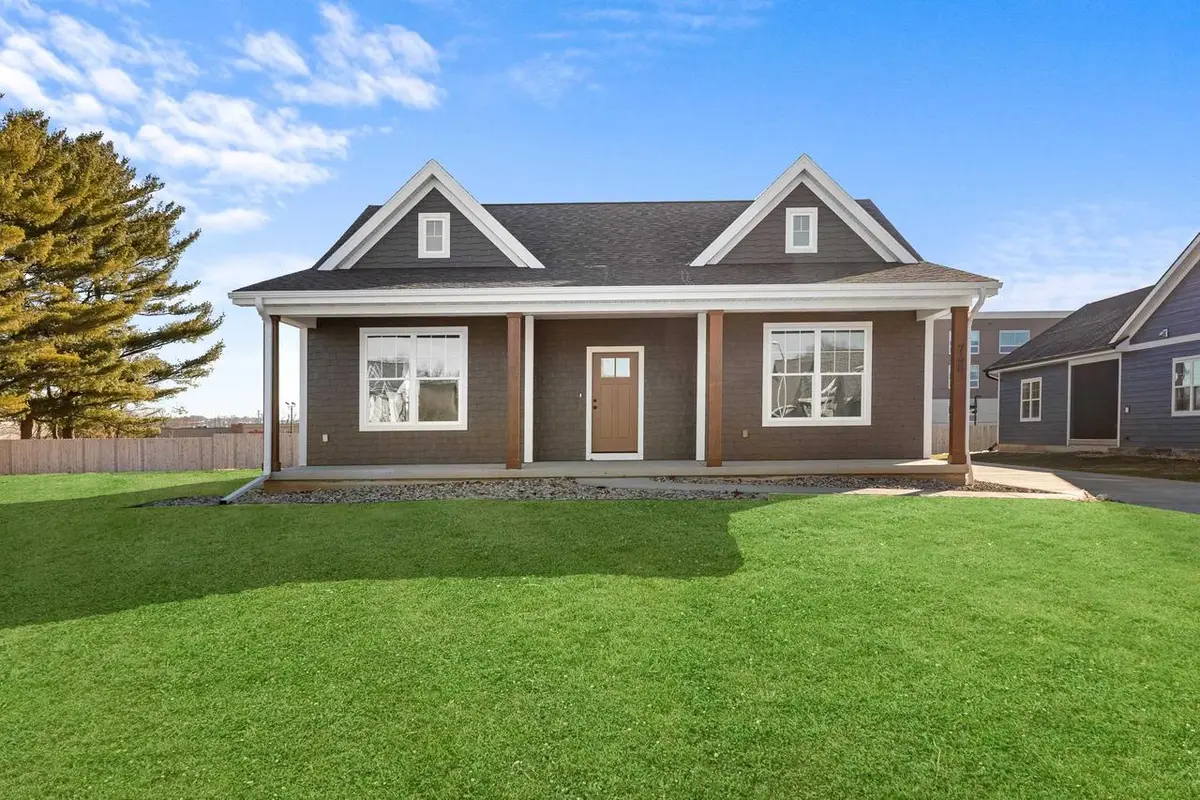748 Kennedy Street, Sauk City, WI 53583 - #1