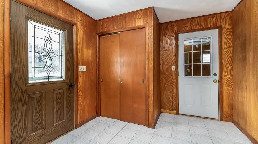 415 W Columbia Avenue, Stockton, IL 61085 - #3