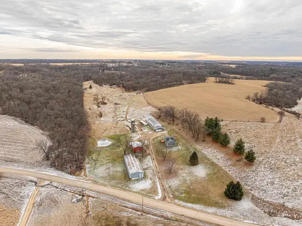 1693 Sawmill Road, Blanchardville, WI 53516