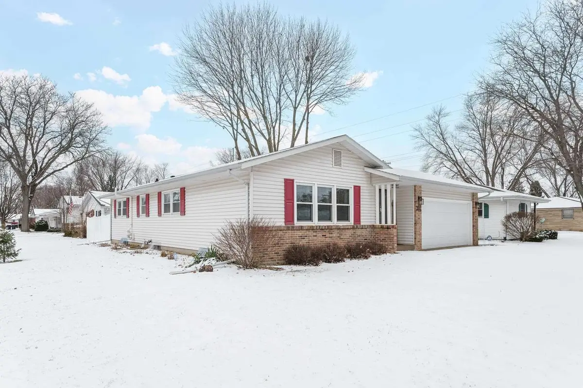 2003 N Lexington Drive, Janesville, WI 53545 - Image #1