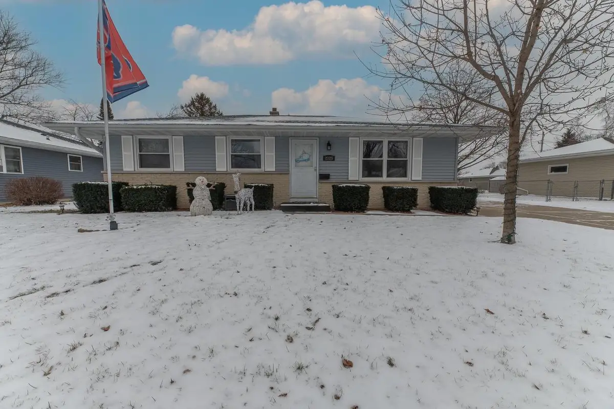 2125 S Palm Street, Janesville, WI 53546 - Image #1