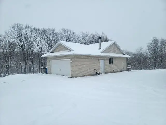 S6570 Hillpoint Road, Hillpoint, WI 53937 - Image #2