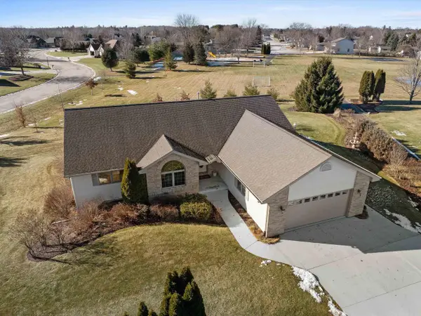 157 Meadow Ridge Drive, Sheboygan Falls, WI 53085