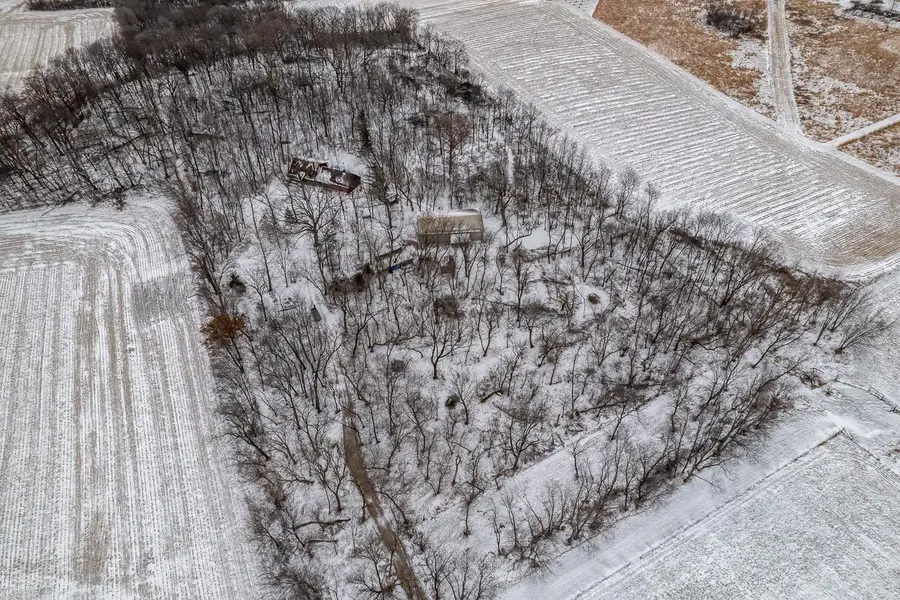 5101 S Johnson Road, Beloit, WI 53511 - #3