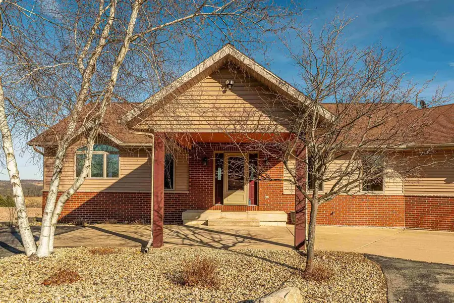 N8875 Blue Vista Lane, New Glarus, WI 53574 - #2