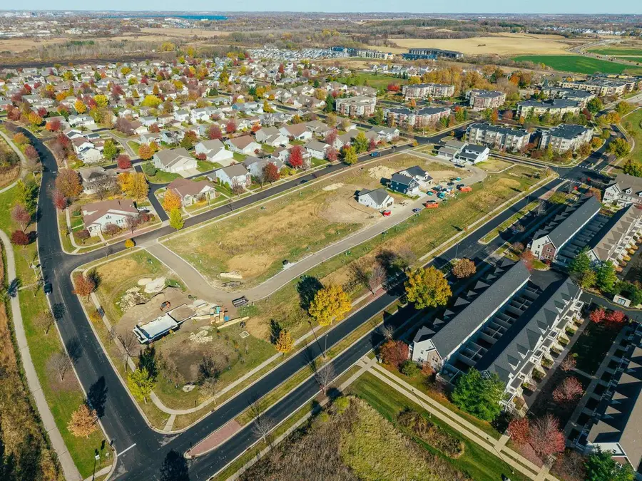 5212 E Cheryl Parkway, Fitchburg, WI 53711 - #3