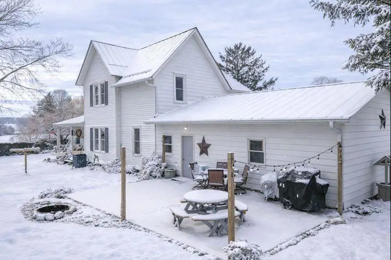 32420 County Road V, Cazenovia, WI 53924 - #2