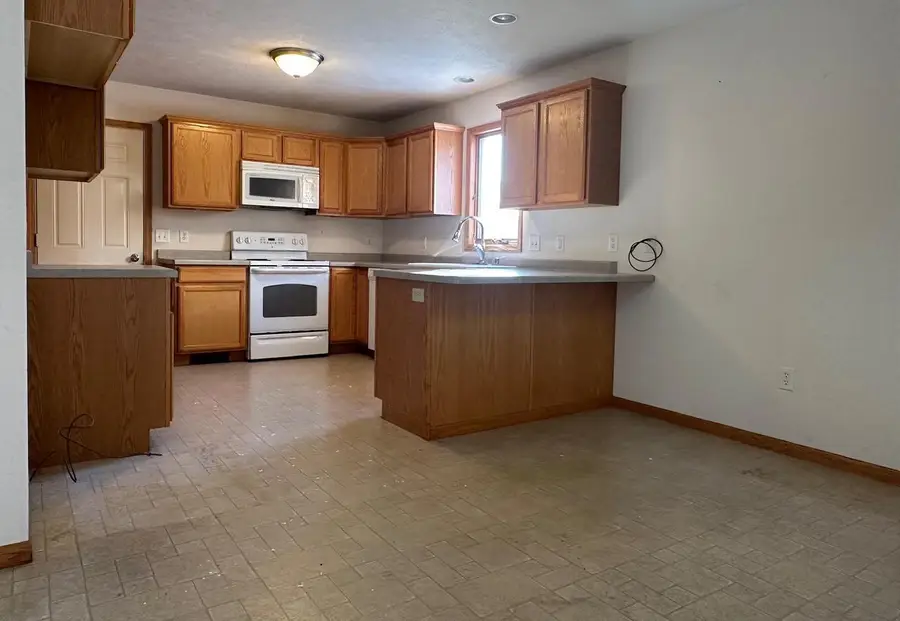 1510 Agnes Road, Fort Atkinson, WI 53538 - #2