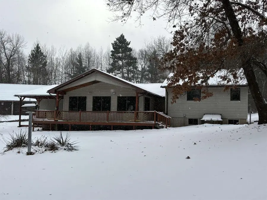 10124 State Highway 22, Wild Rose, WI 54984 - #3