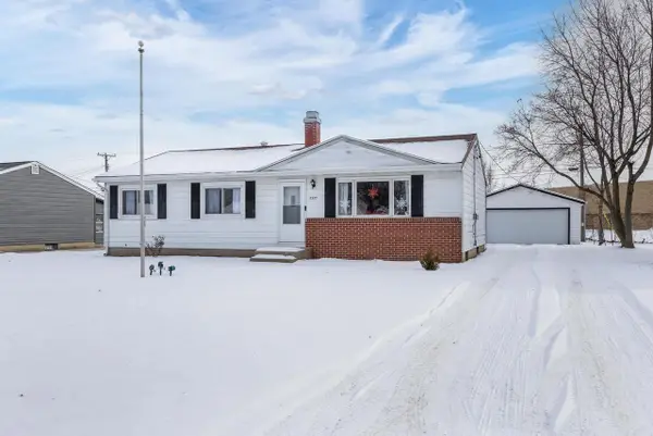 2327 Butlin Drive, Beloit, WI 53511