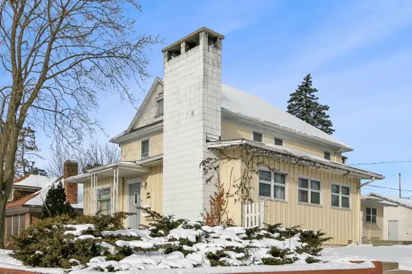 435 8th Street, Baraboo, WI 53913