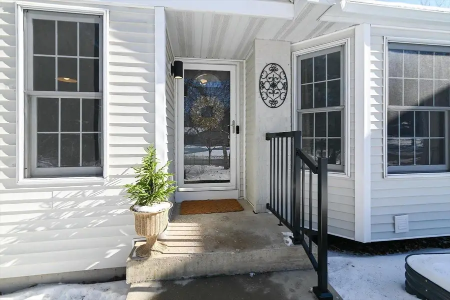 1275 McMahon Drive, Sun Prairie, WI 53590 - Image #2