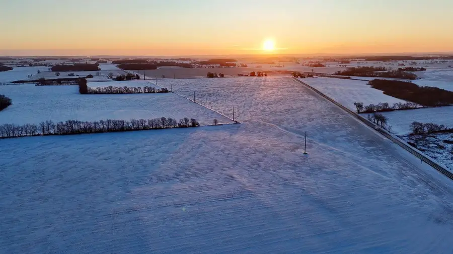 W9012 County Rd B, Sharon, WI 53585 - #2