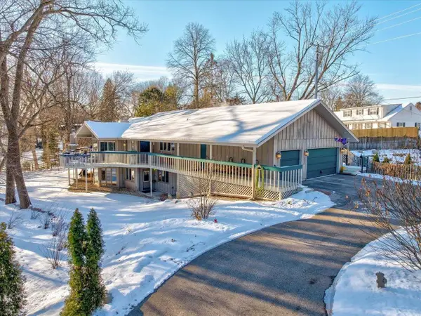 1816 Eastwood Avenue, Janesville, WI 52545