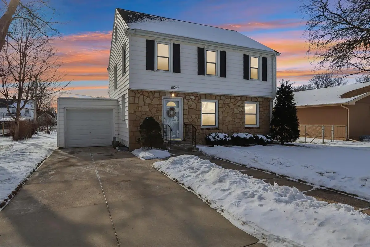 108 4th Street, Waunakee, WI 53597 - #1