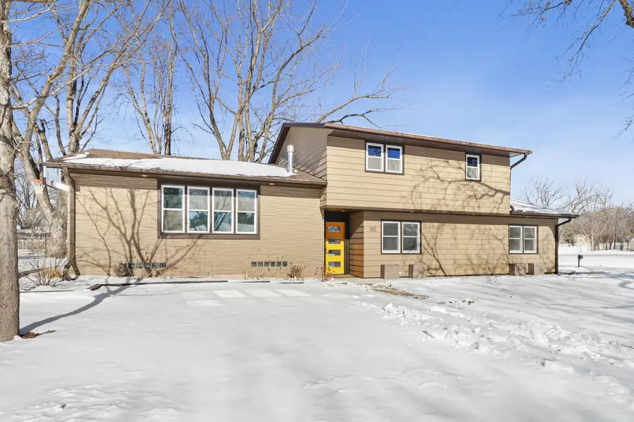 132 W Macarthur Street, Sun Prairie, WI 53590 - Image #3