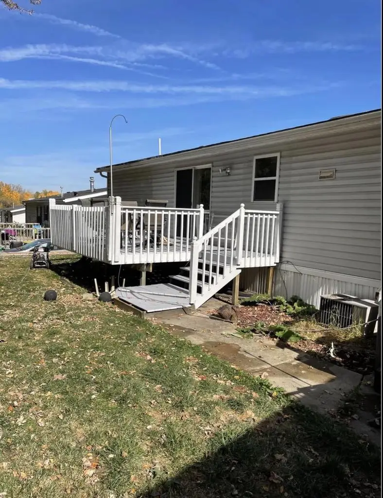 512 Opal Circle, Lannon, WI 53046 - Image #2