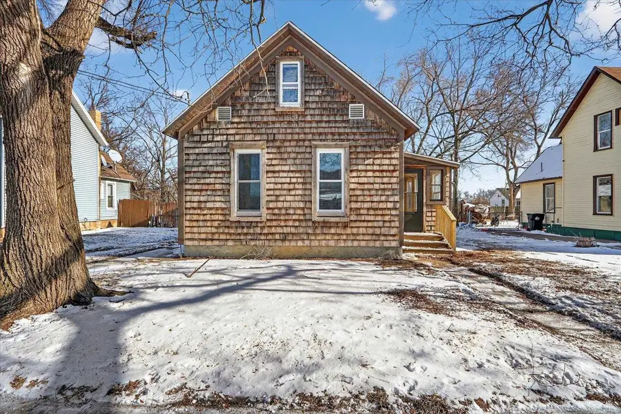 1015 Bluff Street, Beloit, WI 53511 - Image #3