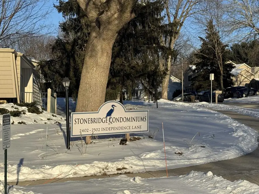 2416 Independence Lane #206, Madison, WI 53704 - Image #2