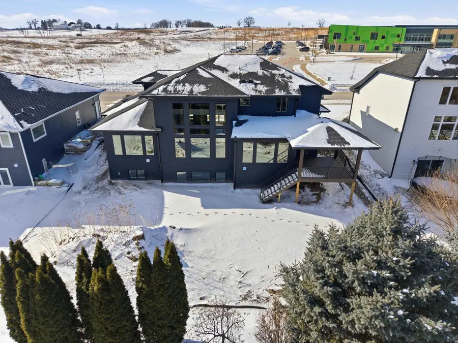 819 Schewe Road, Middleton, WI 53562 - Image #3