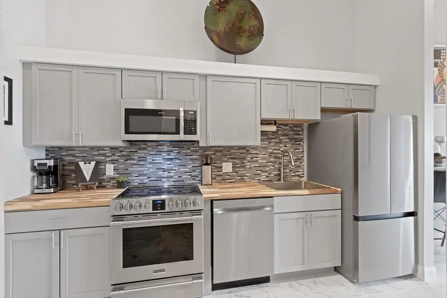 680 E Hiawatha Drive #405, Wisconsin Dells, WI 53965 - Image #3