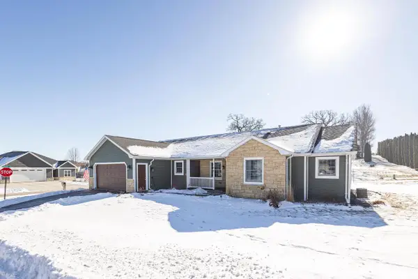 105 Ridge Avenue, Benton, WI 53803