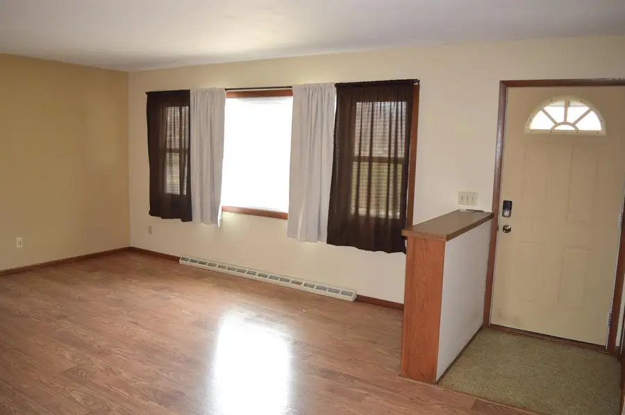 1002 Ellen Avenue, Madison, WI 53716 - #2