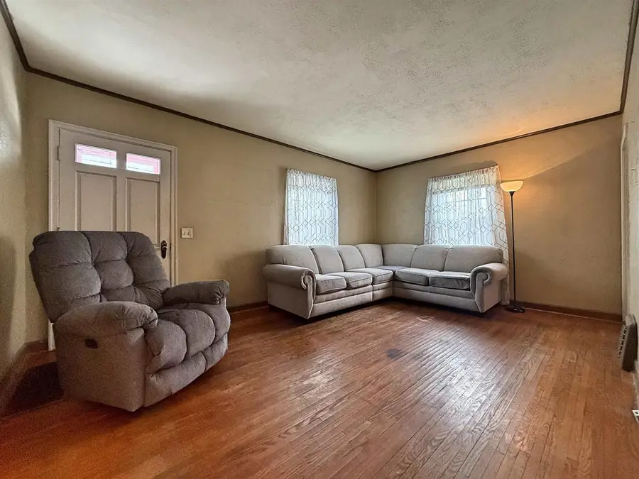 533 Bostwick Avenue, Janesville, WI 53545 - #2