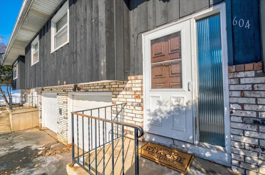 604 E Oak Street, Cottage Grove, WI 53527 - #3