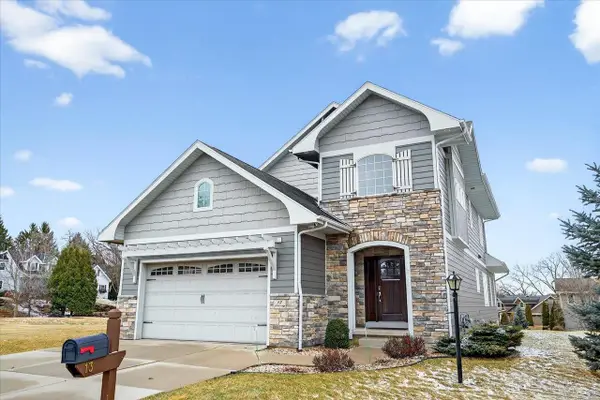 13 Arboredge Way, Fitchburg, WI 53711