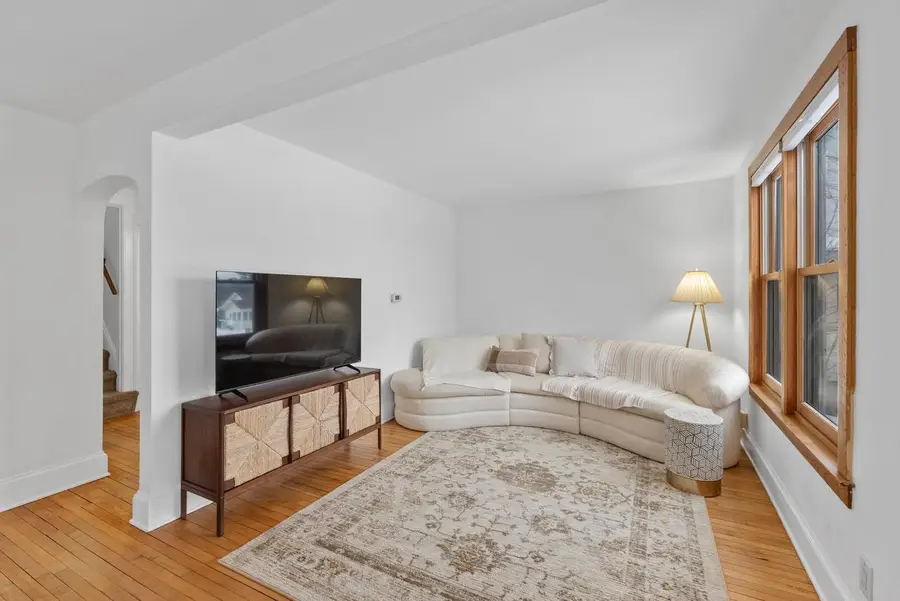 341 WILSON Avenue, Waukesha, WI 53186 - #3