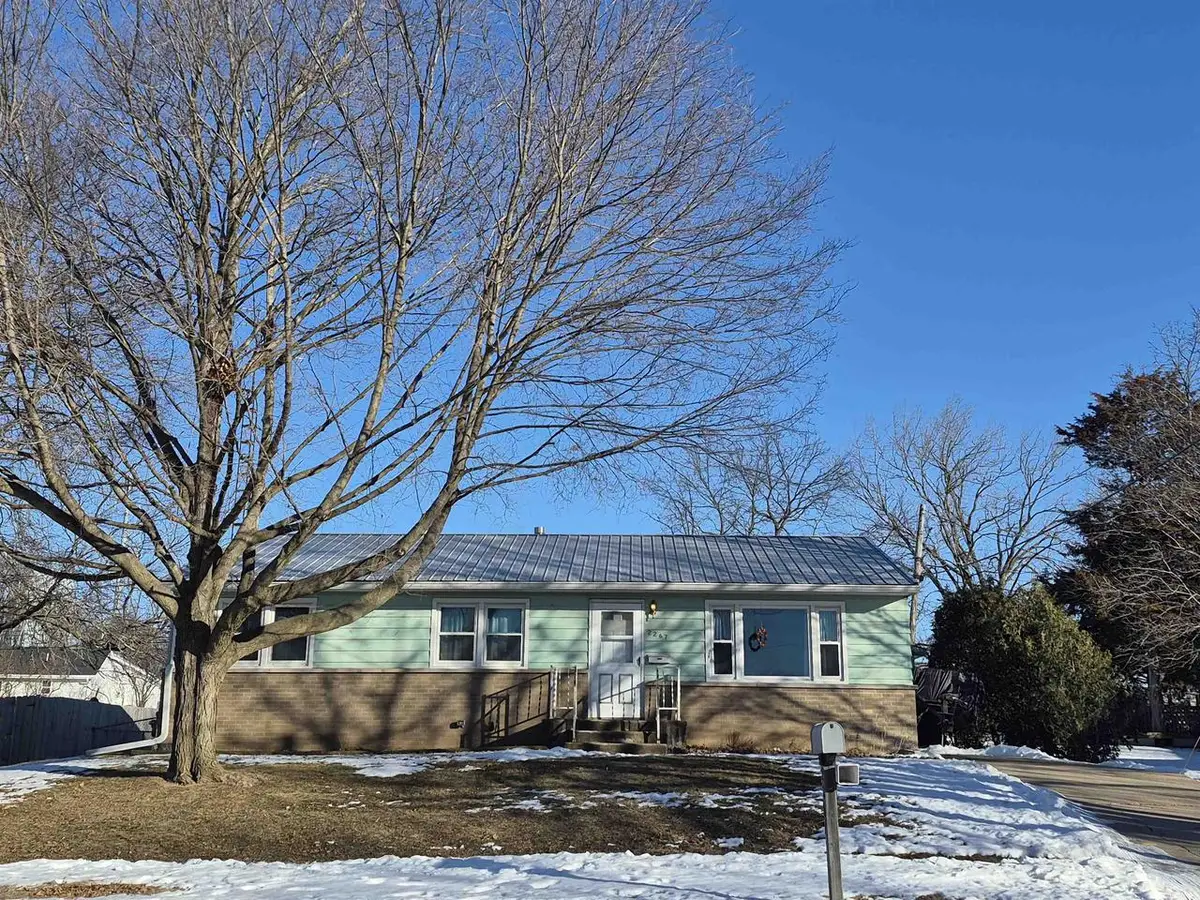 2267 Staborn Drive, Beloit, WI 53511 - #1