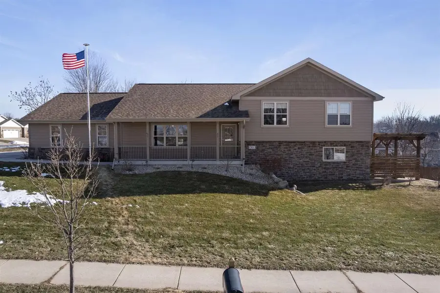 901 Blue Mounds Street, Mount Horeb, WI 53572 - #2