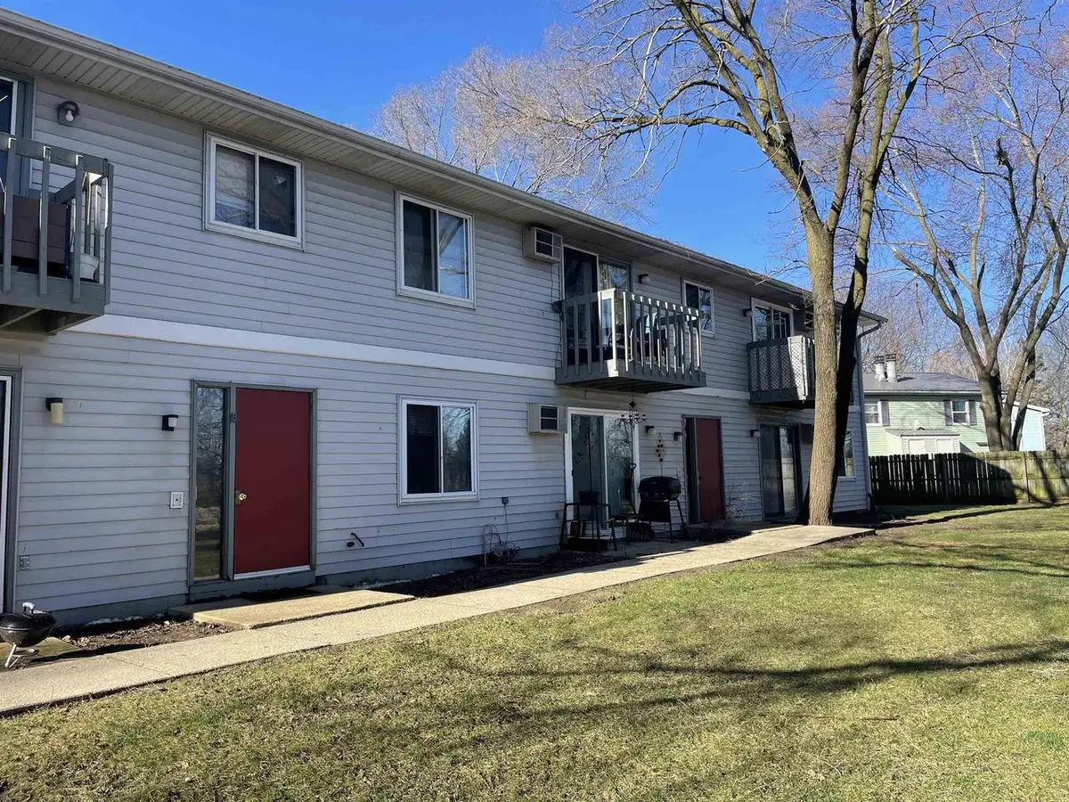 914 N Oak Street, Madison, WI 53704 - #1