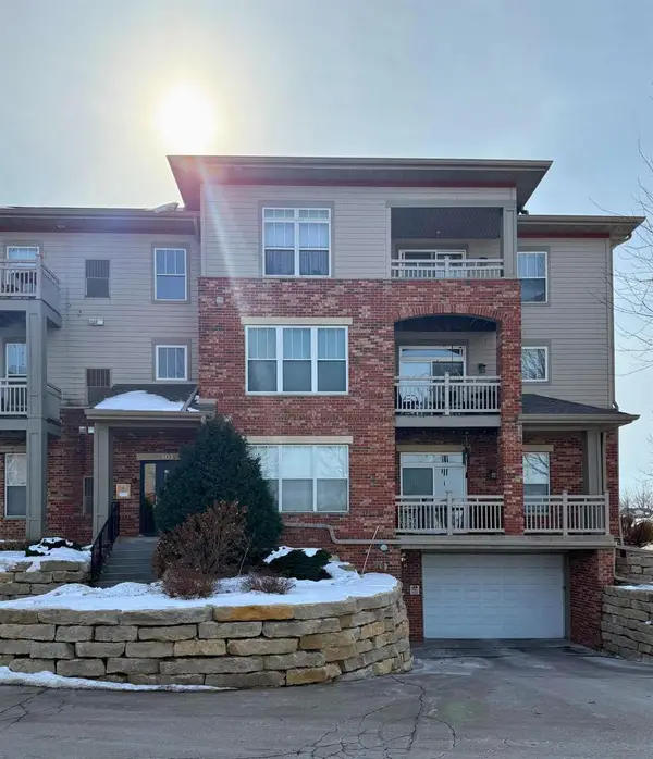 101 Metro Terrace #102, Madison, WI 53718